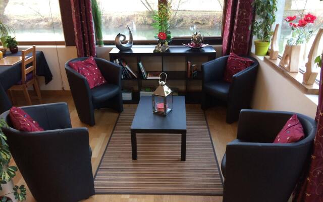 Logis Hôtel Le Chantoiseau