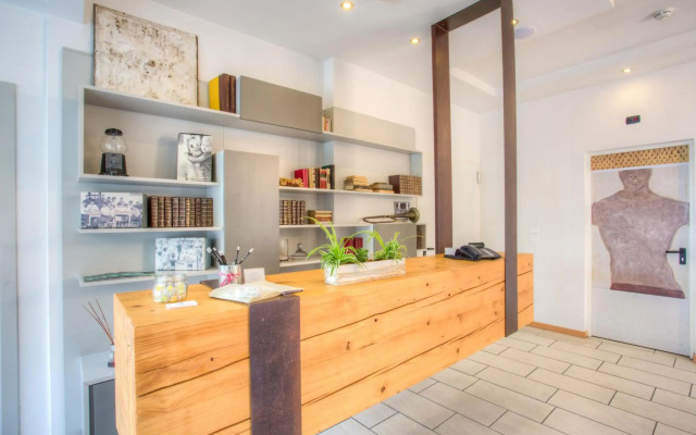 D-Place Hotel & Suite
