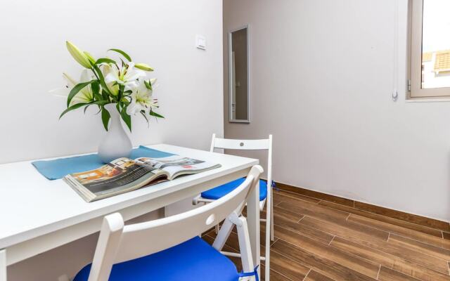 Apartments Maestral