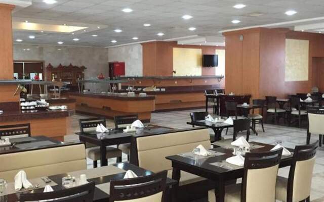 Hocine Hotel Restaurant and Spa