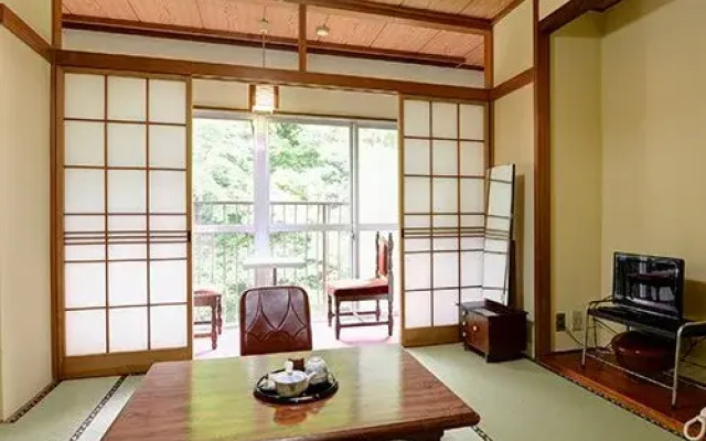 Motoyu Koyokan
