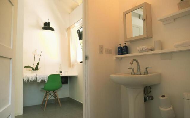 La Negra Surf Hotel & Soda
