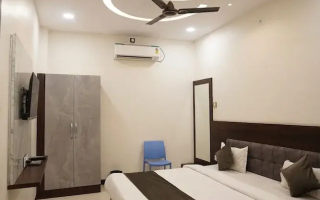 Hotel Dev kripa