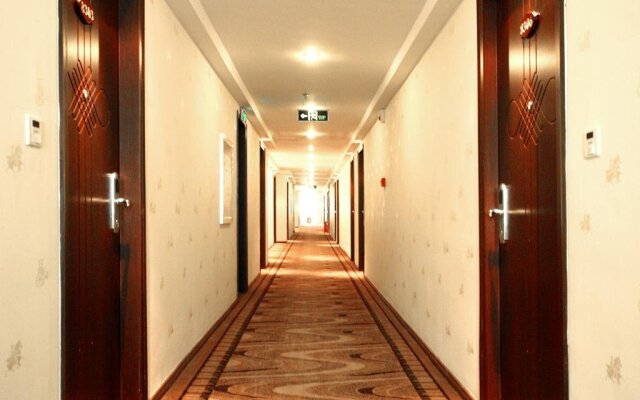 Yueliangwan Hotel