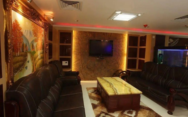 Hotel Grand Elite