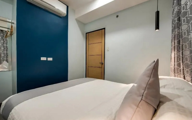 Oyo 207 Bay Area Suites Near Philippine General Hospital