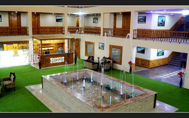 Grand Krisa Resort & Spa