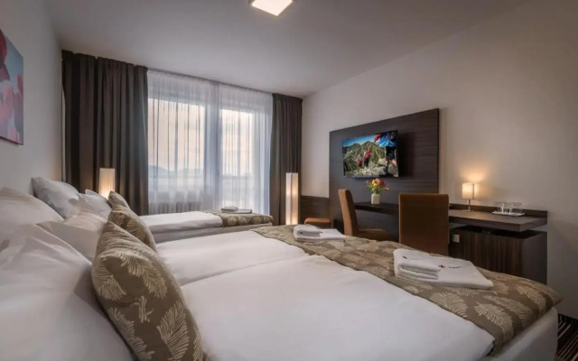 Hotel Satel