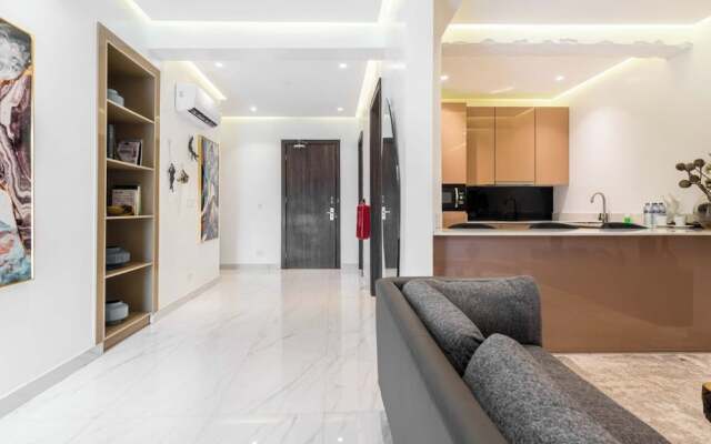Boardroom Apartments
