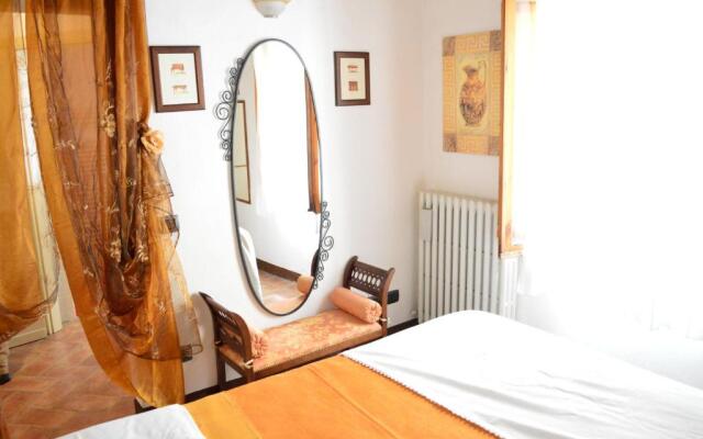 Apartment with Little Arch