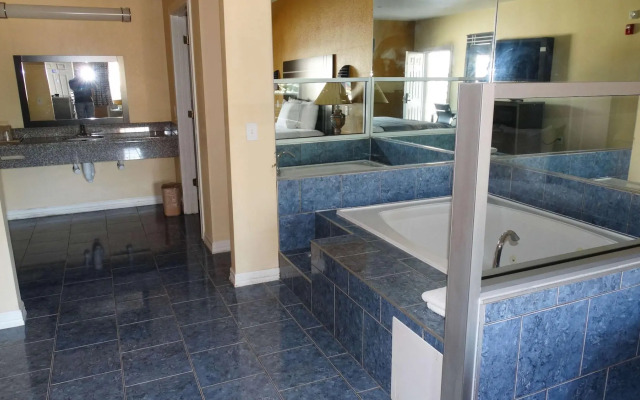 Motel 6 Houston, TX – Willowbrook Mall