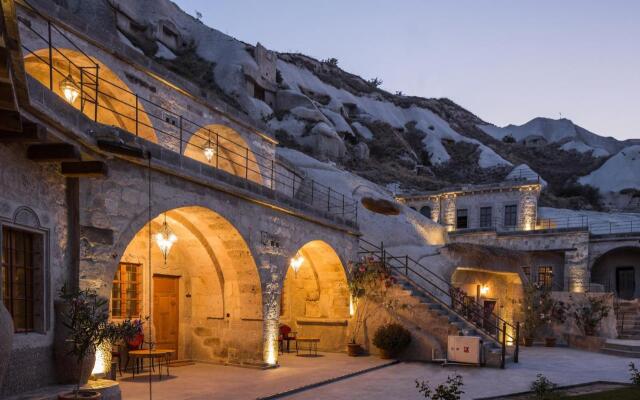 Lunar Cappadocia Hotel