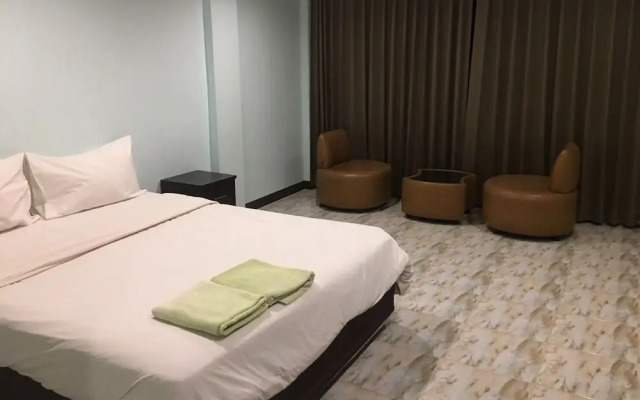 Tamarind Residences Serviced Apartment