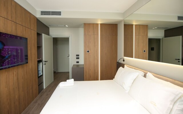 Charm Hotel