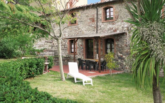 House Talpa Riparbella