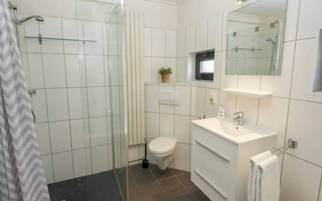 Detached 6 Pers Holiday Home