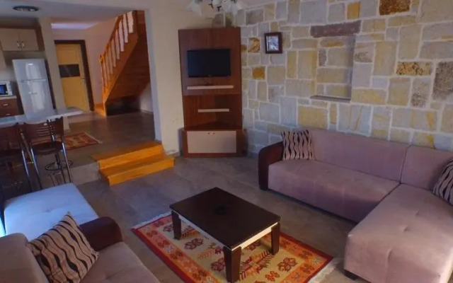 Ayyildiz Ceylan Termal Gazligol