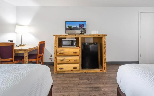 Quality Inn & Suites
