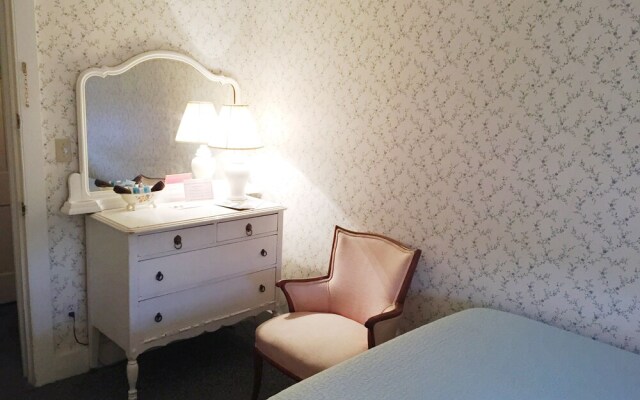 The Inn At The Shore