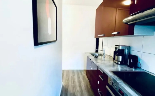 7BR Apt for 15P Near Schönbrunn