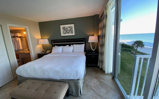Radisson Suite Hotel Oceanfront