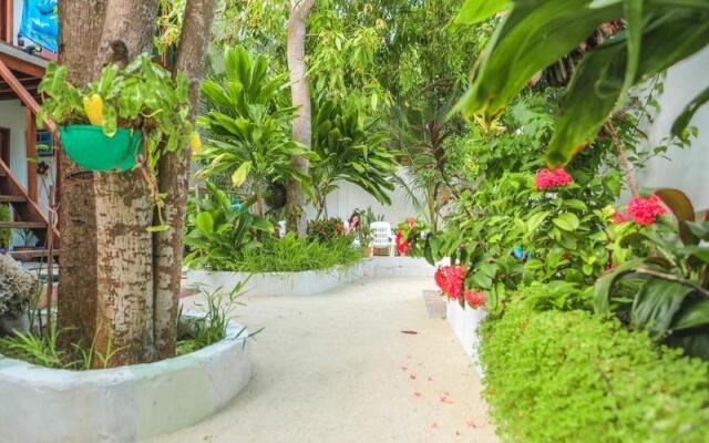 Rasdhoo Dive Lodge