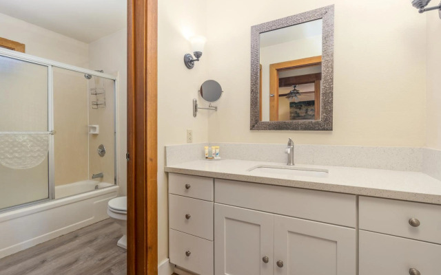 Castle Kiahuna Plantation & Beach Bungalows