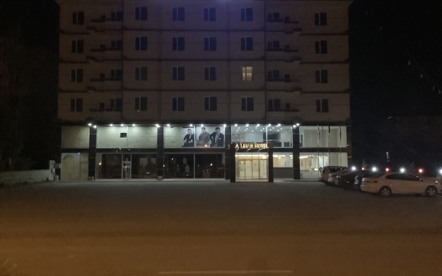 Atlihan Plus Hotel