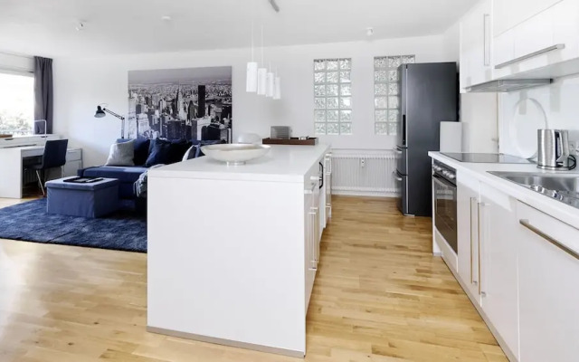 Kliniknahe 2-Zimmer Whg, große Terrasse im Grünen