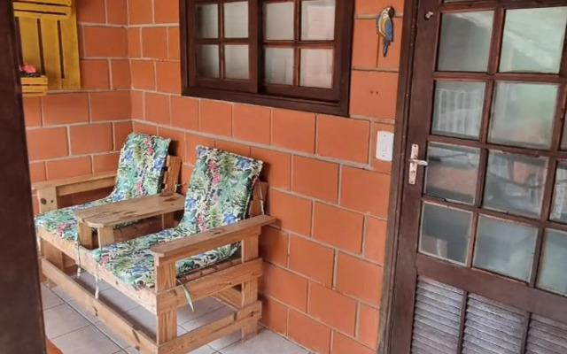 Apartamento super mobilhado com piscina e churrasqueira