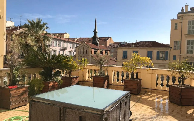 Appartement terrasse dans palace Belle Epoque