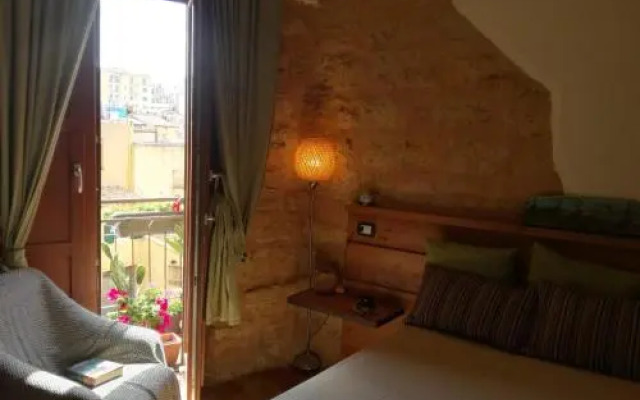 Aljama - Downtown B&B