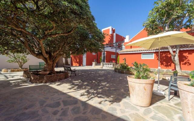 Albor Suites