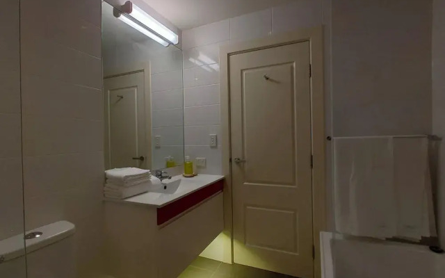 Adelaide Central Skyline Panoramic Suite