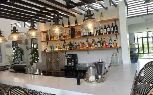 The Mansion Boutique Hotel