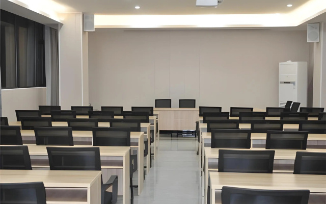 Echarm Hotel Xiangyang Erqi