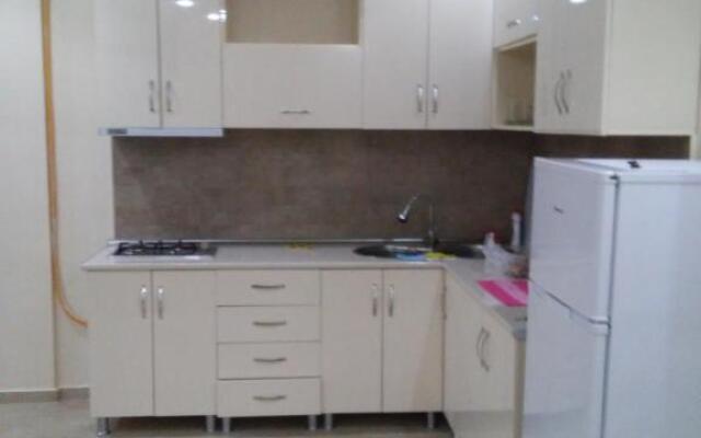 Mari Apartment