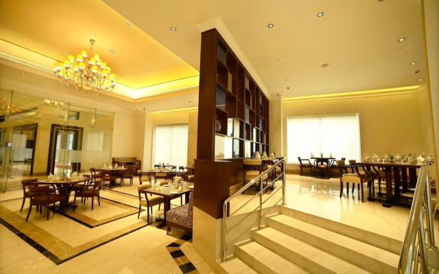 PR Grand Guindy