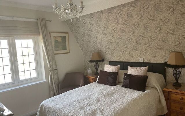 Sunningdale Bed & Breakfast