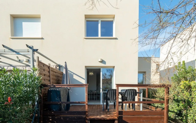 Bright Villa Steps From the Sea
