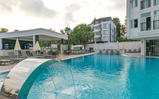 Lara World Hotel