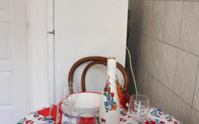 Little Hungary Apartment