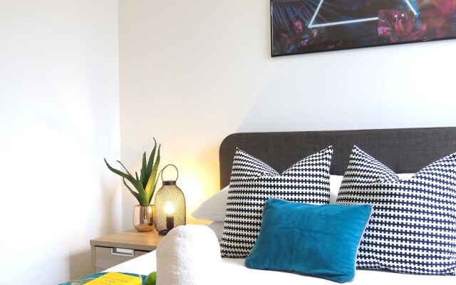 Tudors eSuite Grand Central Aparthotel