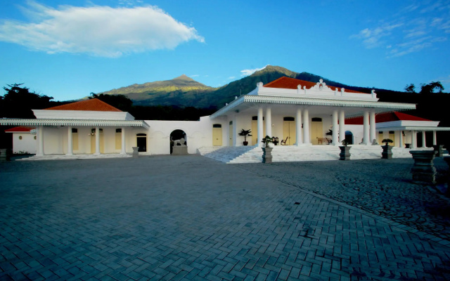 Kaliandra Sejati Eco Resort