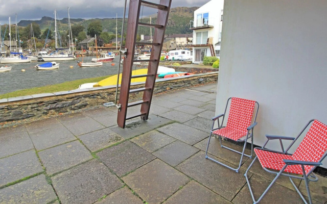 56C South Snowdon Wharf