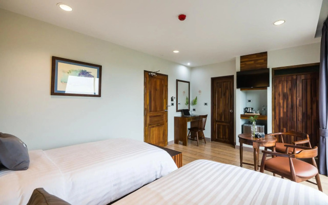 Olive Tree Hotel