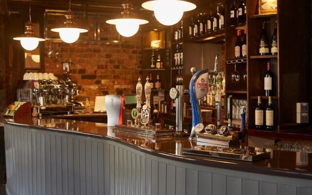 White Hart Hotel by Greene King Inns