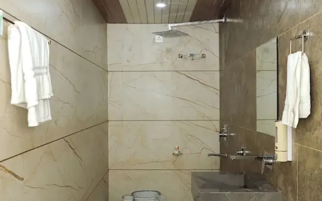 Hotel Vatika Palace Narmadapuram