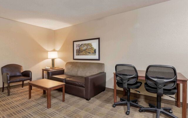 Extended Stay America Suites Wichita East