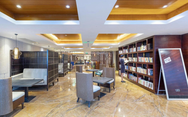 Relax Season Hotel Dongmen